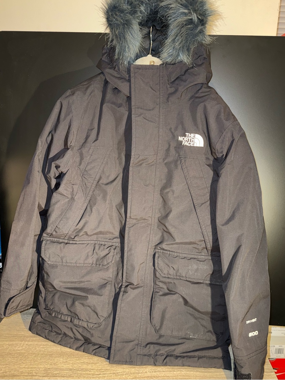 The North Face Kids Black McMurdo Parka Sz L